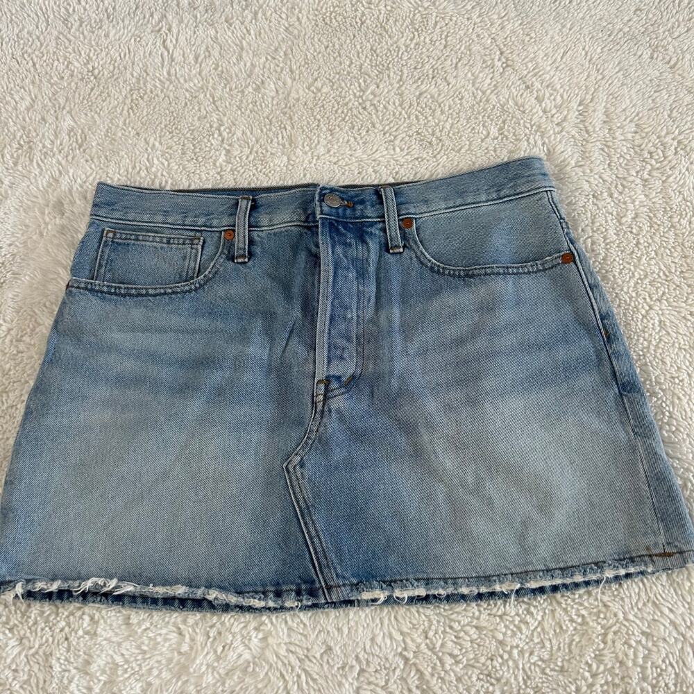 Madewell Womens Denim Mini Skirt Sz 30 Raw Hem Cotton Preppy Casual Soft Summer